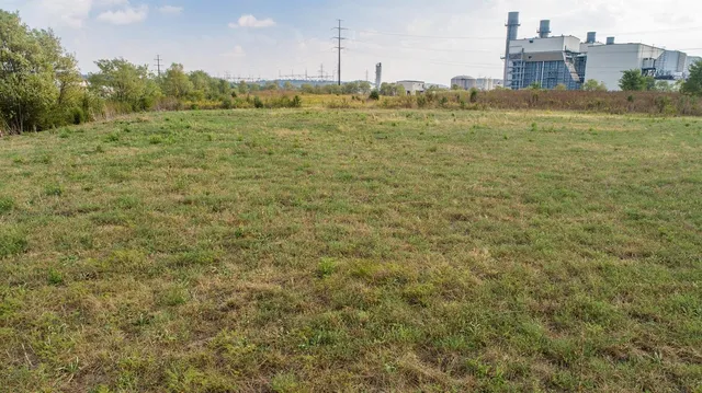 $1,500,000 | 436 West Eads Parkway, Lawrenceburg, IN 47025