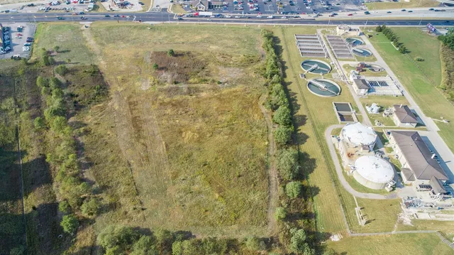 $1,500,000 | 436 West Eads Parkway, Lawrenceburg, IN 47025