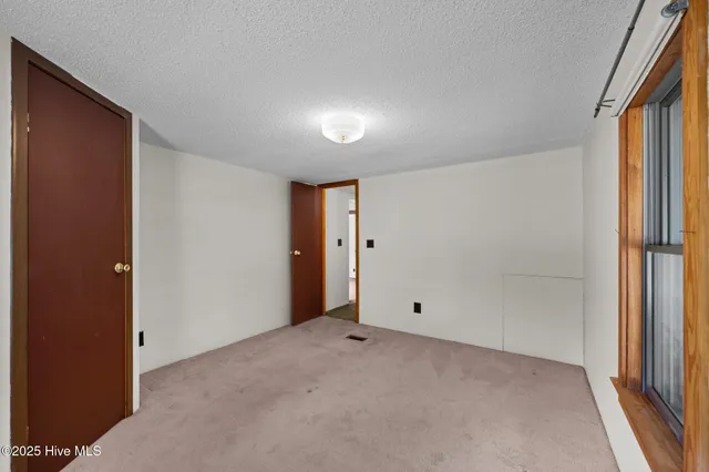 $139,000 | 4135 River Road, Vanceboro, NC 28586