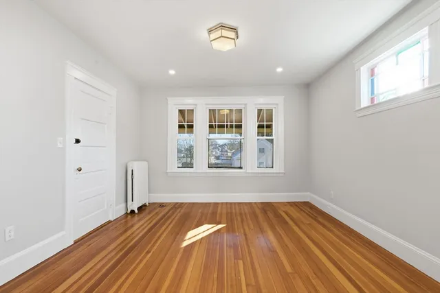 $2,850 | 113 Minot Street, Unit 2, Boston, MA 02122