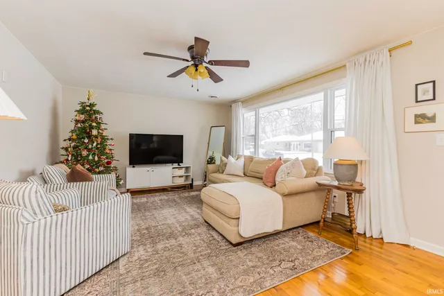 $165,000 | 1501 West Sheffield Drive, Muncie, IN 47304