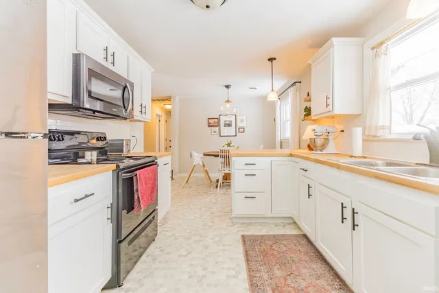 $165,000 | 1501 West Sheffield Drive, Muncie, IN 47304