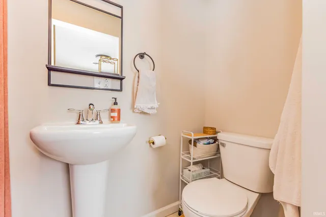 $165,000 | 1501 West Sheffield Drive, Muncie, IN 47304