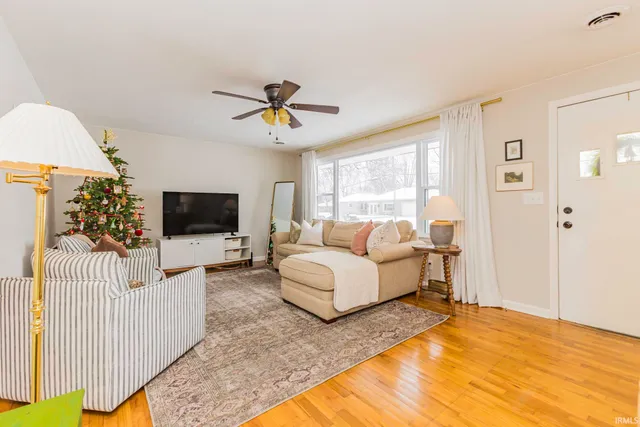 $165,000 | 1501 West Sheffield Drive, Muncie, IN 47304