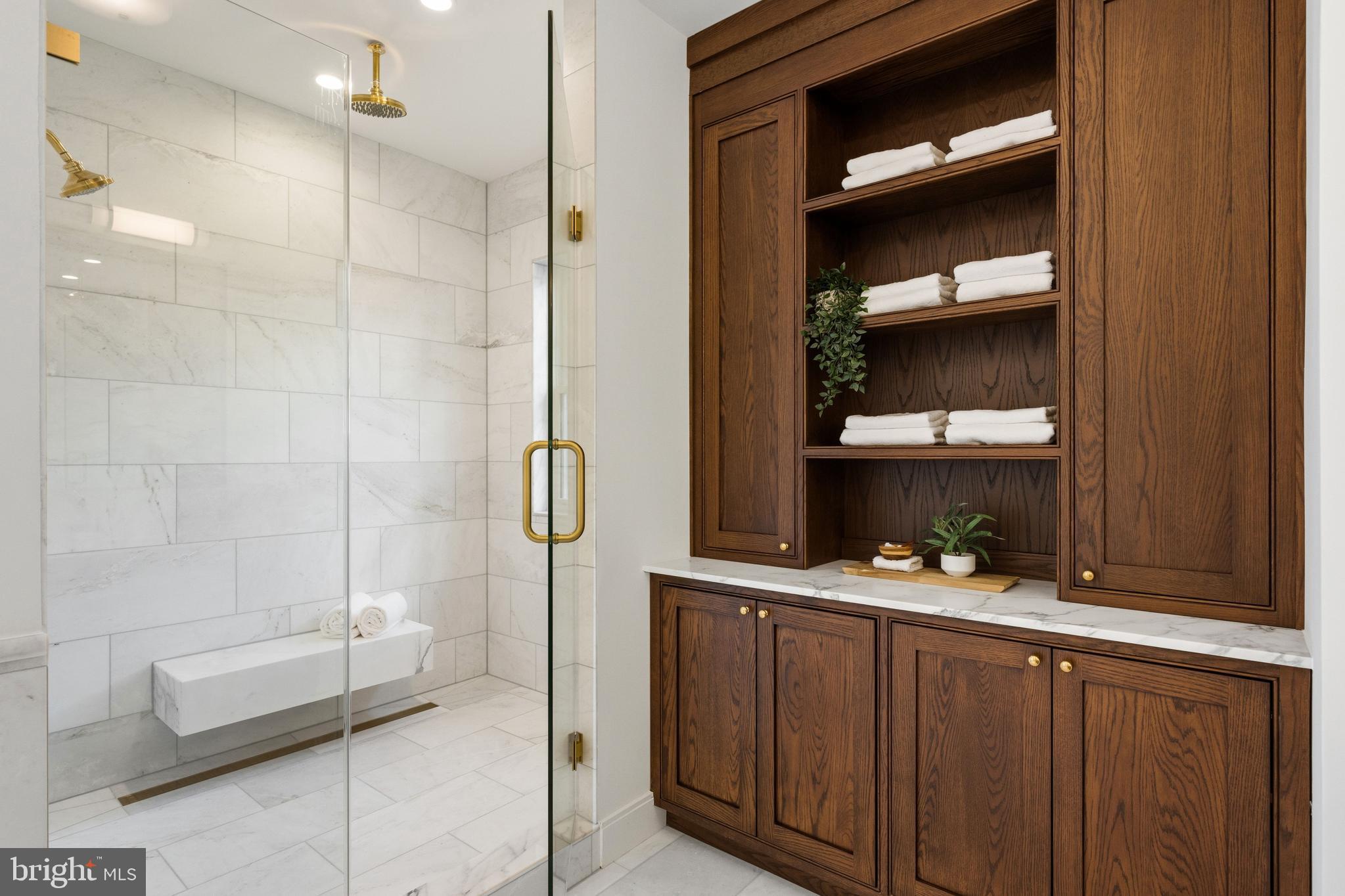 3939 52nd Street Northwest Washington, DC 20016 - Photo 21 of 31 Primary Bathroom