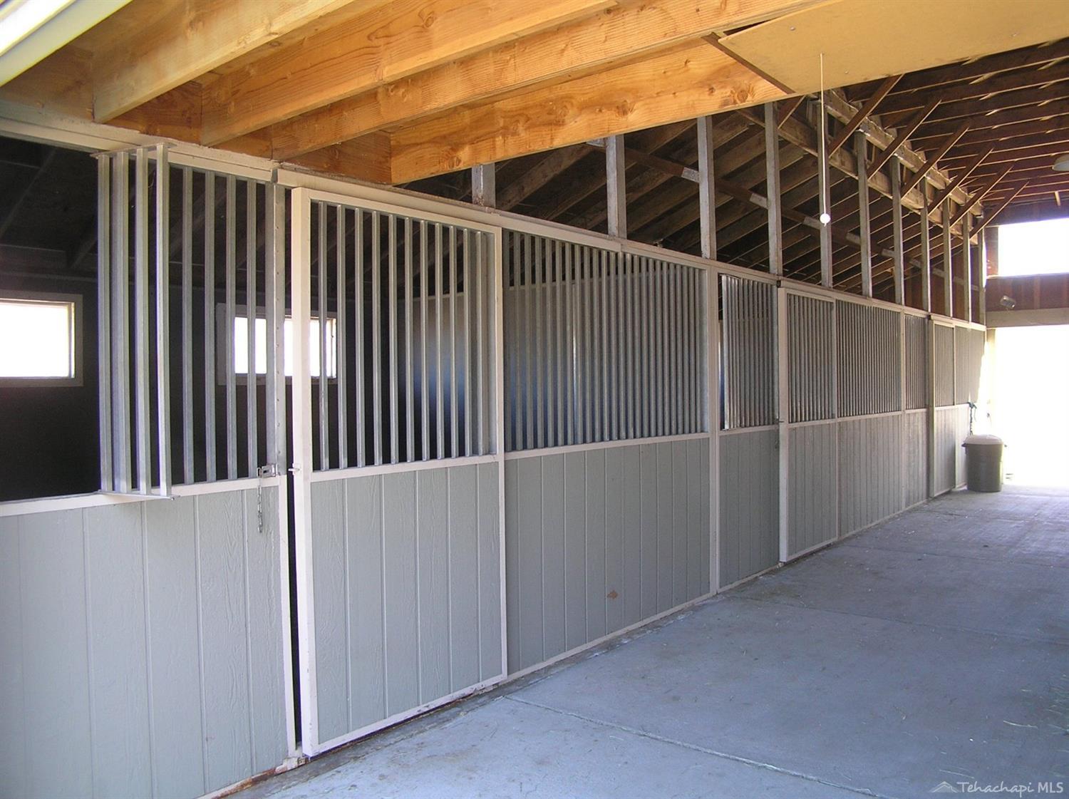 29300 South Lower Valley Road Tehachapi, CA 93561 - Photo 17 of 59 Gallery Image 17