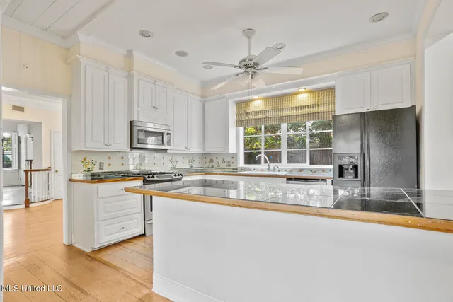 $372,000 | 1076 Avondale Street, Jackson, MS 39216