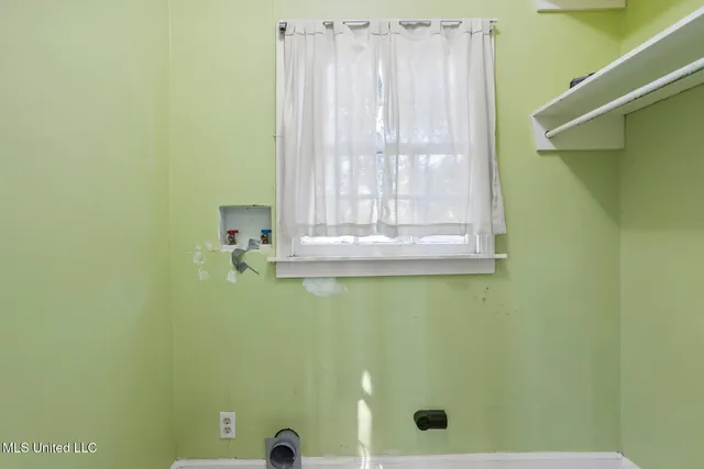 $372,000 | 1076 Avondale Street, Jackson, MS 39216