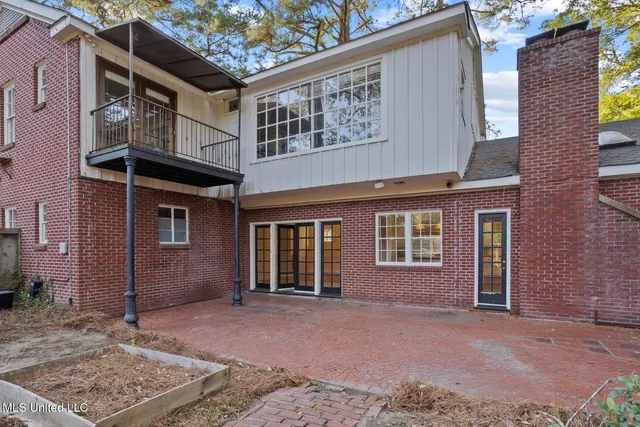 $372,000 | 1076 Avondale Street, Jackson, MS 39216