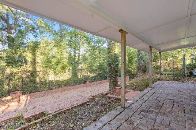 $372,000 | 1076 Avondale Street, Jackson, MS 39216