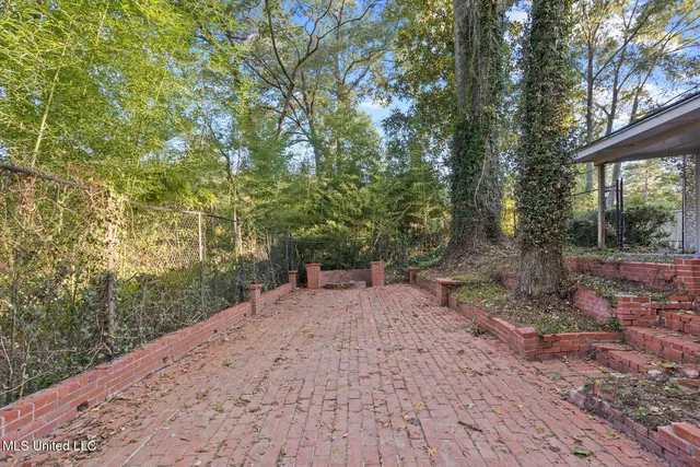 $372,000 | 1076 Avondale Street, Jackson, MS 39216