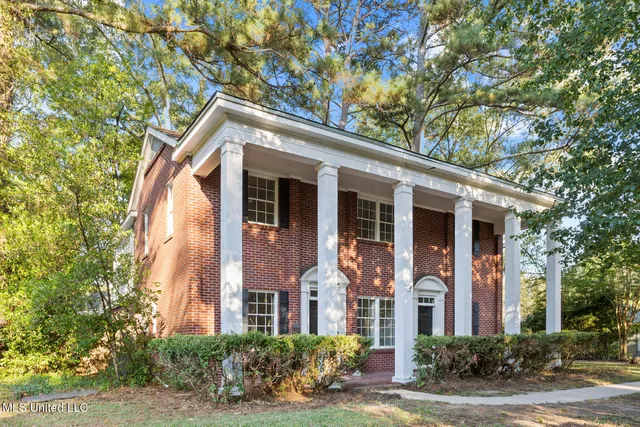 $372,000 | 1076 Avondale Street, Jackson, MS 39216
