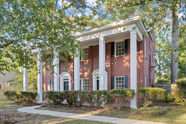 $372,000 | 1076 Avondale Street, Jackson, MS 39216