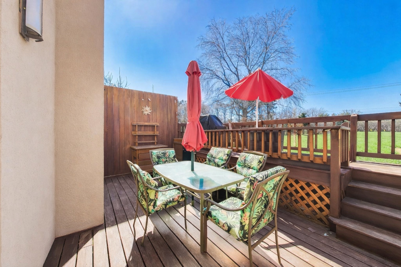 1 Maple Tree Court Elmhurst, IL 60126 - Photo 25 of 34 a view of a table and chairs in patio