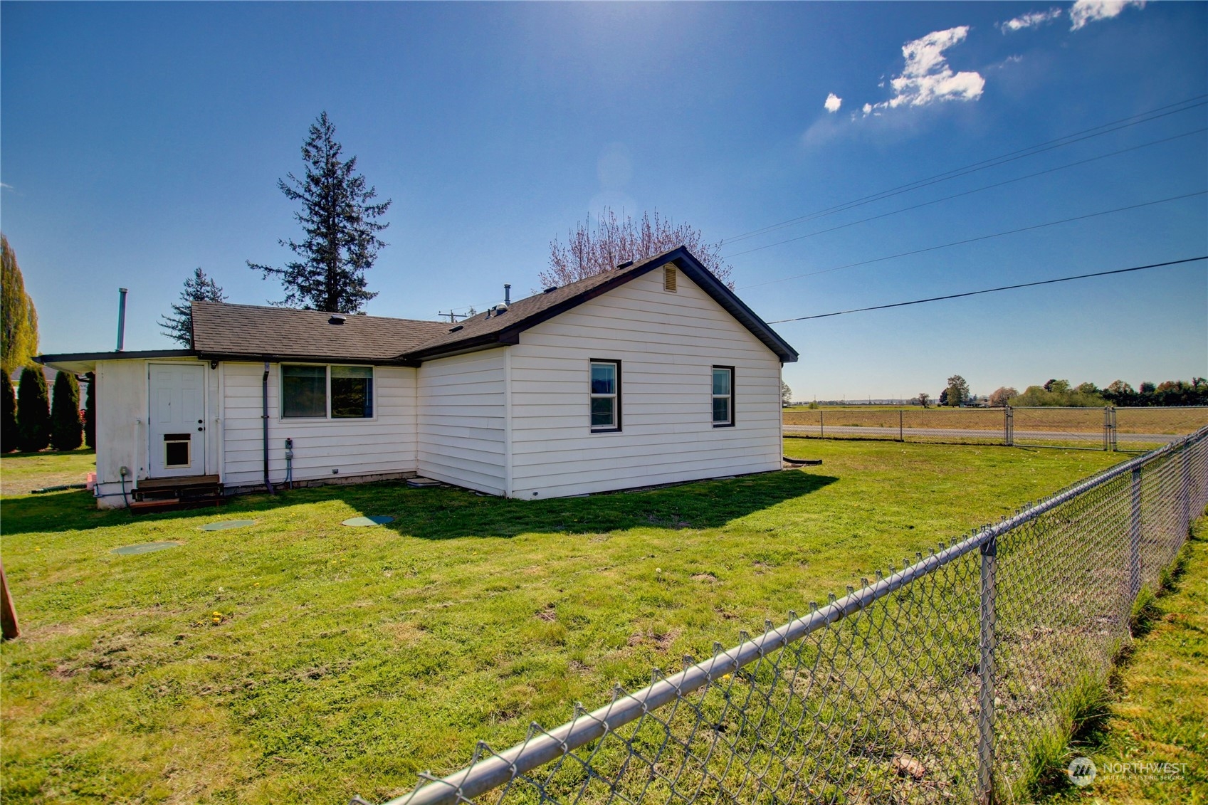 8721 District Line Road Burlington, WA 98233 - Photo 20 of 26 Gallery Image 20