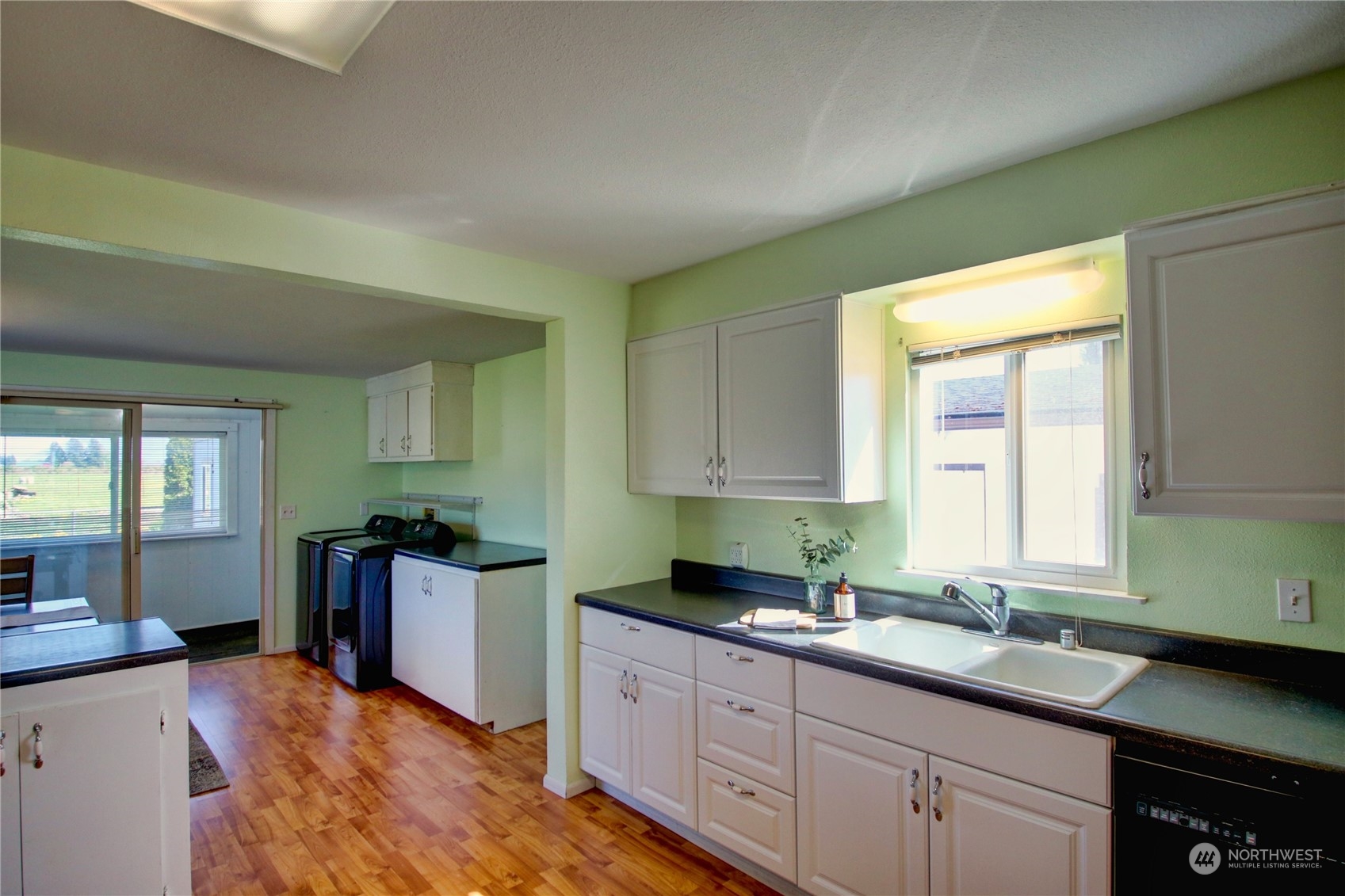 8721 District Line Road Burlington, WA 98233 - Photo 6 of 26 Gallery Image 6