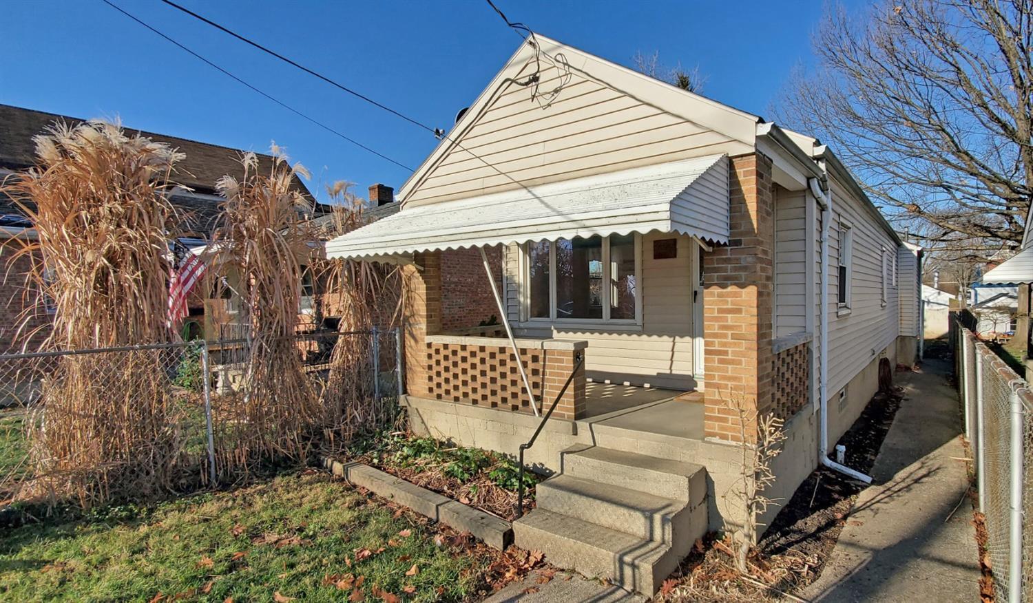 121 West Forrer Lockland, OH 45215 - Photo 1 of 23