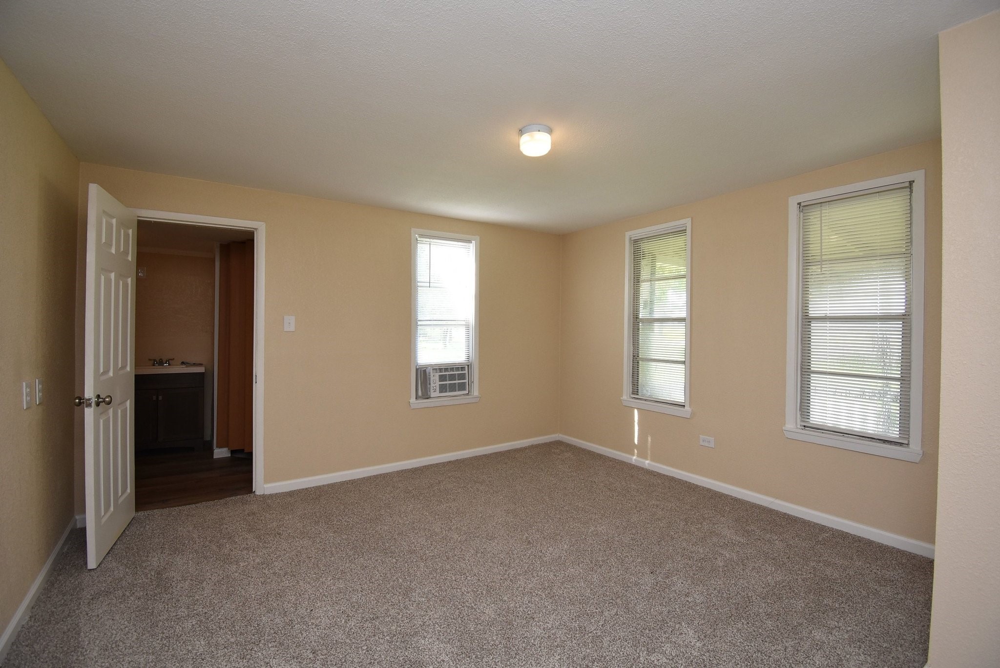 8421 Altimore Road Needville, TX 77461 - Photo 15 of 24