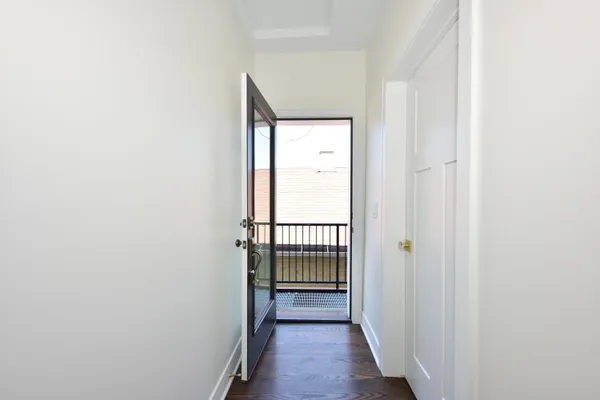 $2,750 | 104 East Prospect Street, Unit WEST FRONT, Port Washington, WI 53074