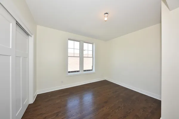 $2,750 | 104 East Prospect Street, Unit WEST FRONT, Port Washington, WI 53074