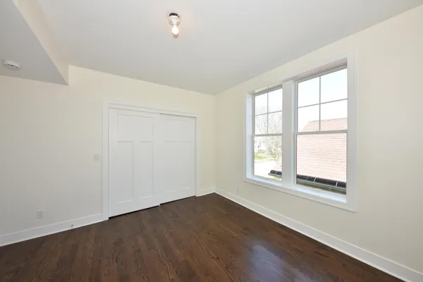 $2,750 | 104 East Prospect Street, Unit WEST FRONT, Port Washington, WI 53074