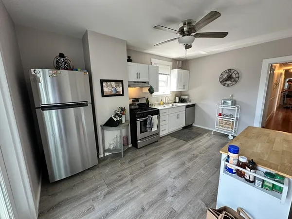$7,200 | 925 East 4th Street, Unit 3, Boston, MA 02127