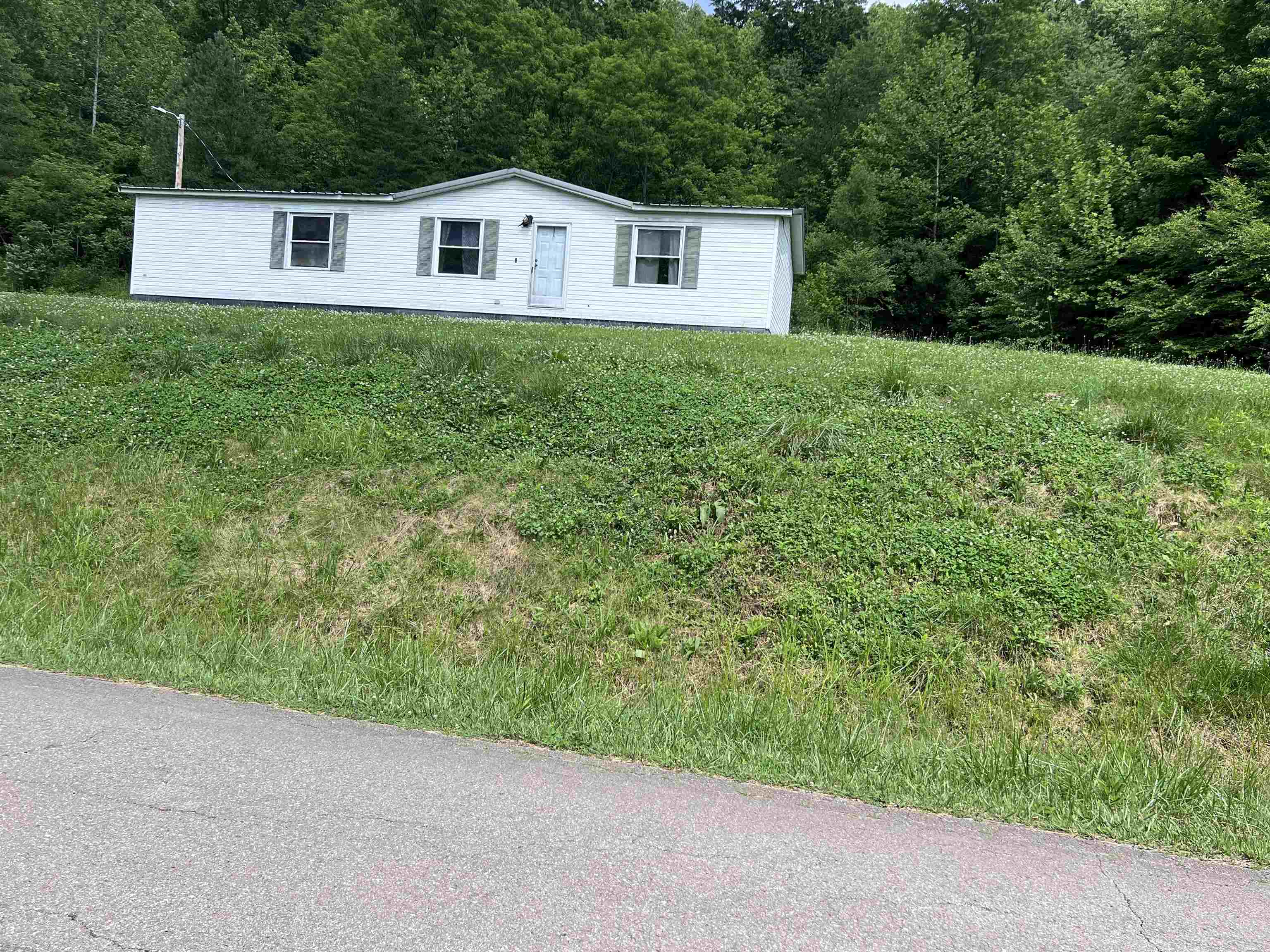 2547 Aden Road Olive Hill, KY 41164 - Photo 1 of 11
