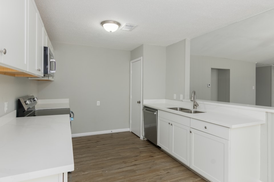 92 Sparrow Way Beaumont, TX 77707 - Photo 10 of 19 a bathroom with a sink and a mirror