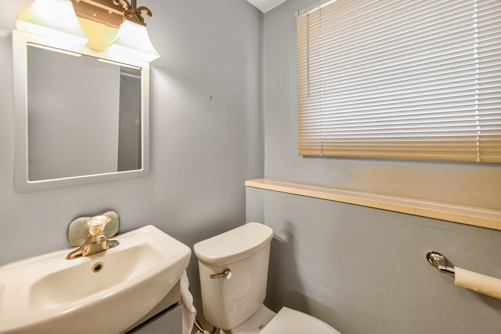 423 South Yale Avenue Addison, IL 60101 - Photo 18 of 32