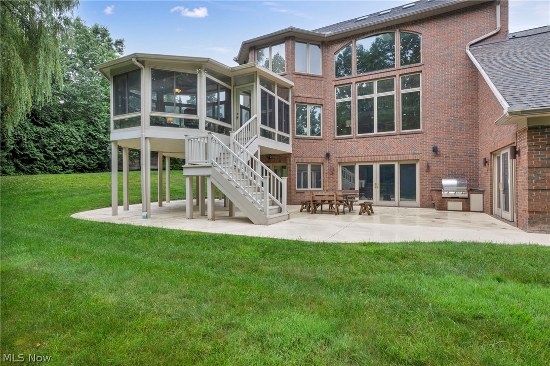 7282 Pinehill Road Painesville, OH 44077 - Photo 5 of 48