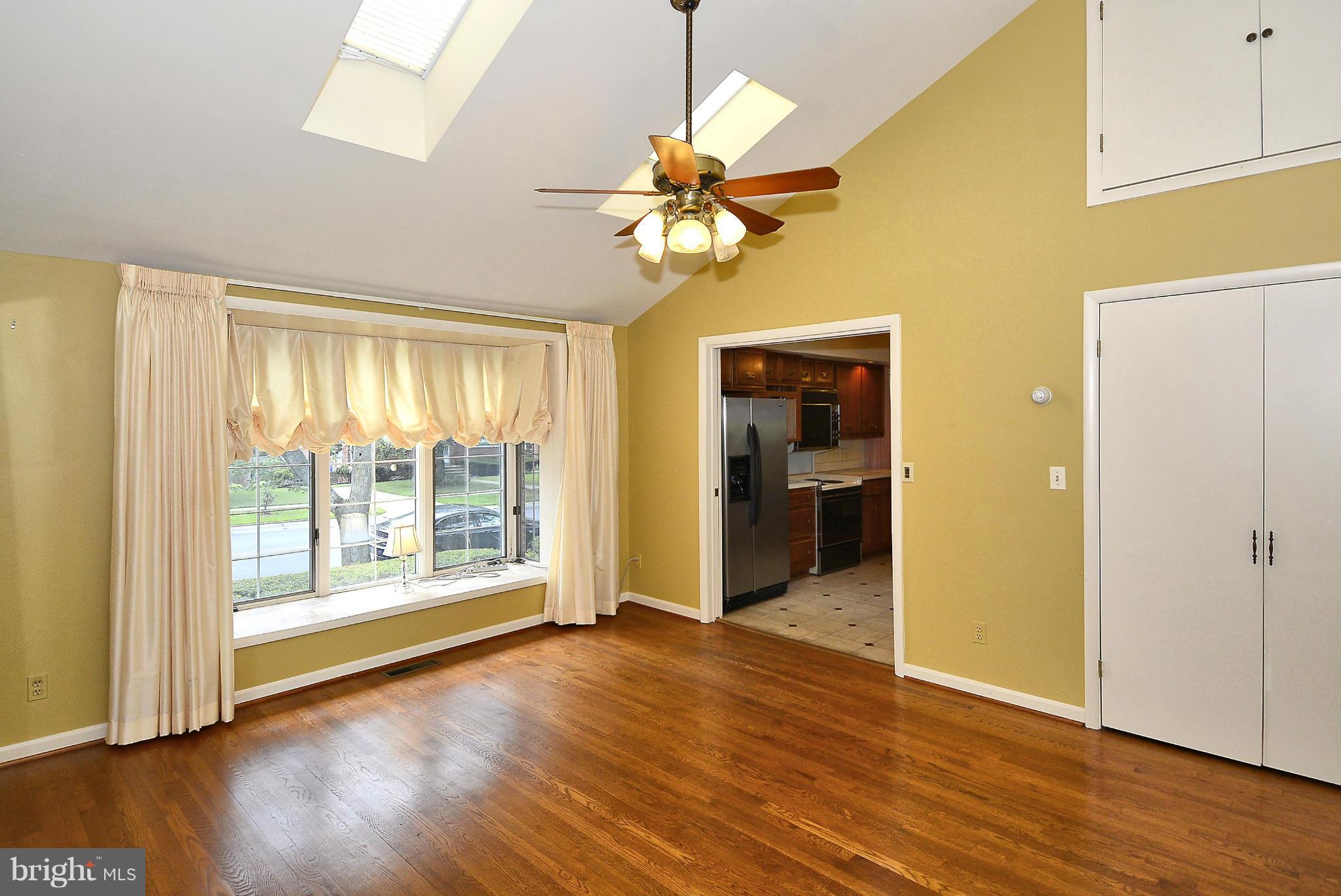10703 Edgewood Avenue Silver Spring, MD 20901 - Photo 9 of 26 Family Room