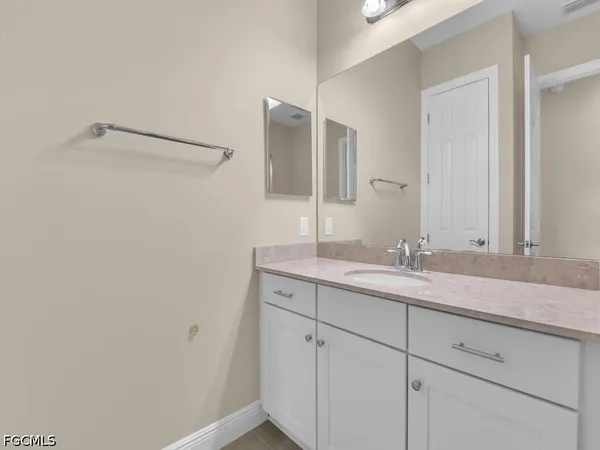 $6,500 | 10093 Avalon Lake Circle, Fort Myers, FL 33913