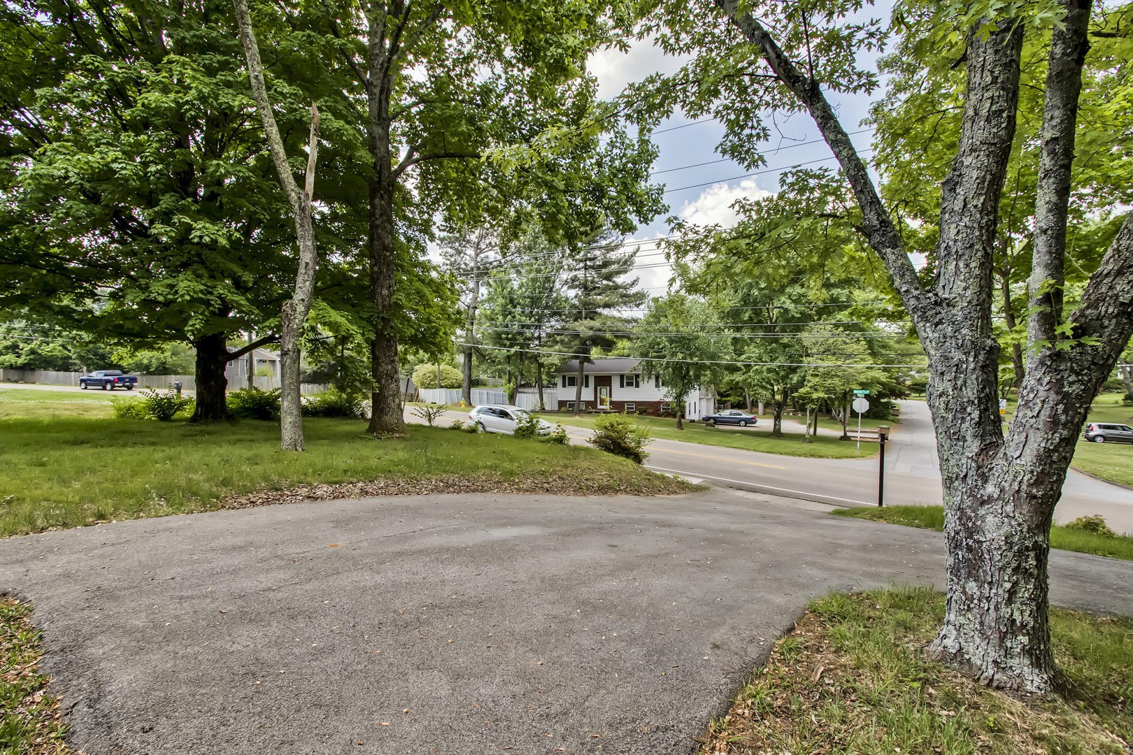 1308 Morrell Road Knoxville, TN 37919 - Photo 10 of 24 Gallery Image 10