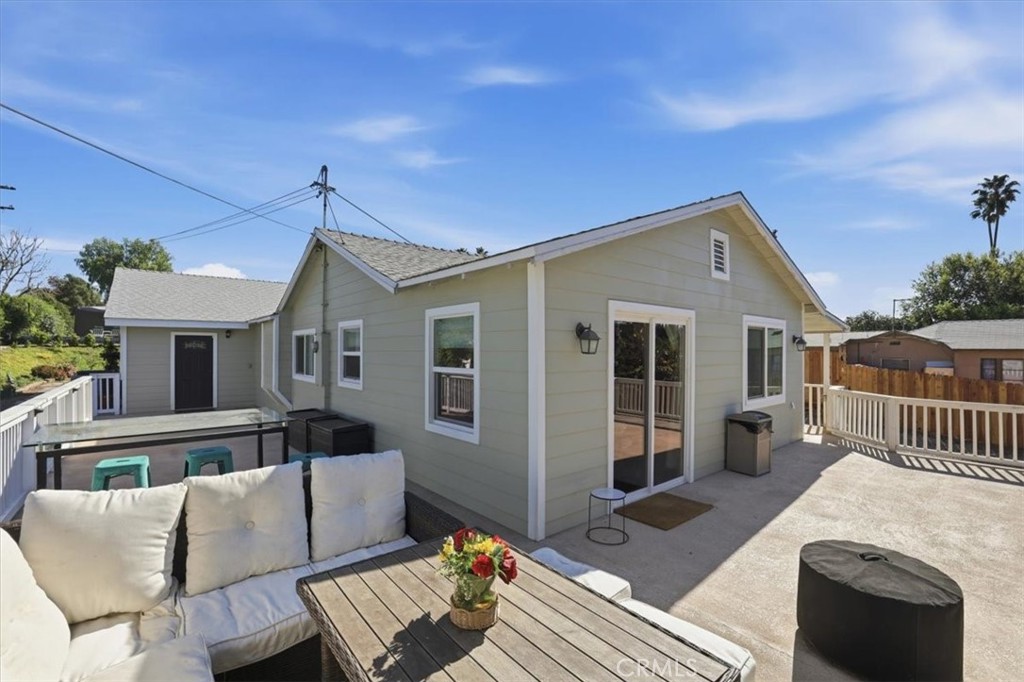 2317 Grace Street Riverside, CA 92504 - Photo 14 of 51