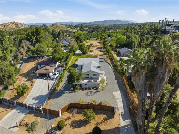 $860,000 | 2317 Grace Street, Riverside, CA 92504