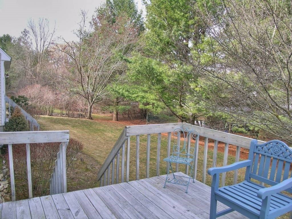 44 Steeplebush Road Shelburne, VT 05482 - Photo 3 of 32 Gallery Image 3