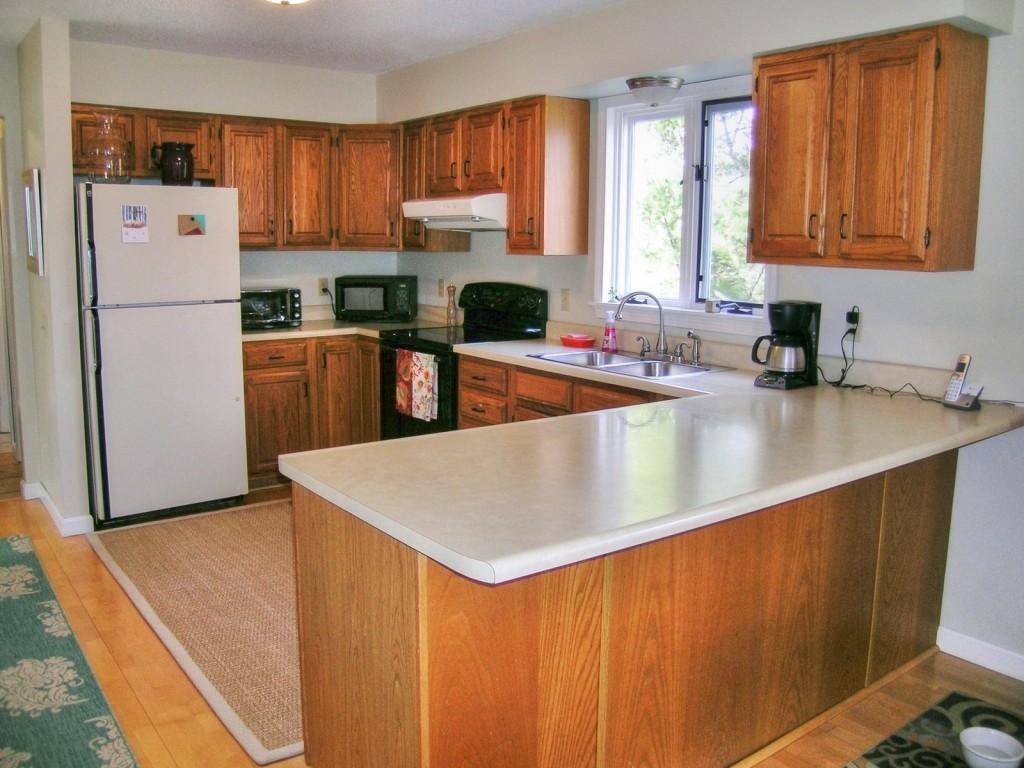 44 Steeplebush Road Shelburne, VT 05482 - Photo 4 of 32 Gallery Image 4