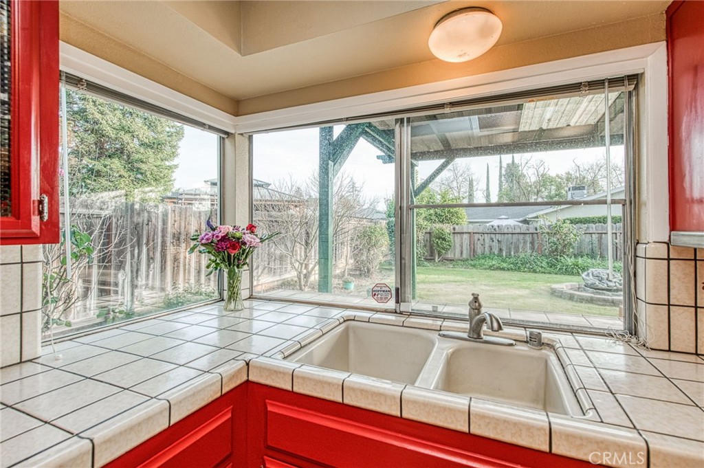 562 Sunset Drive Merced, CA 95340 - Photo 14 of 46