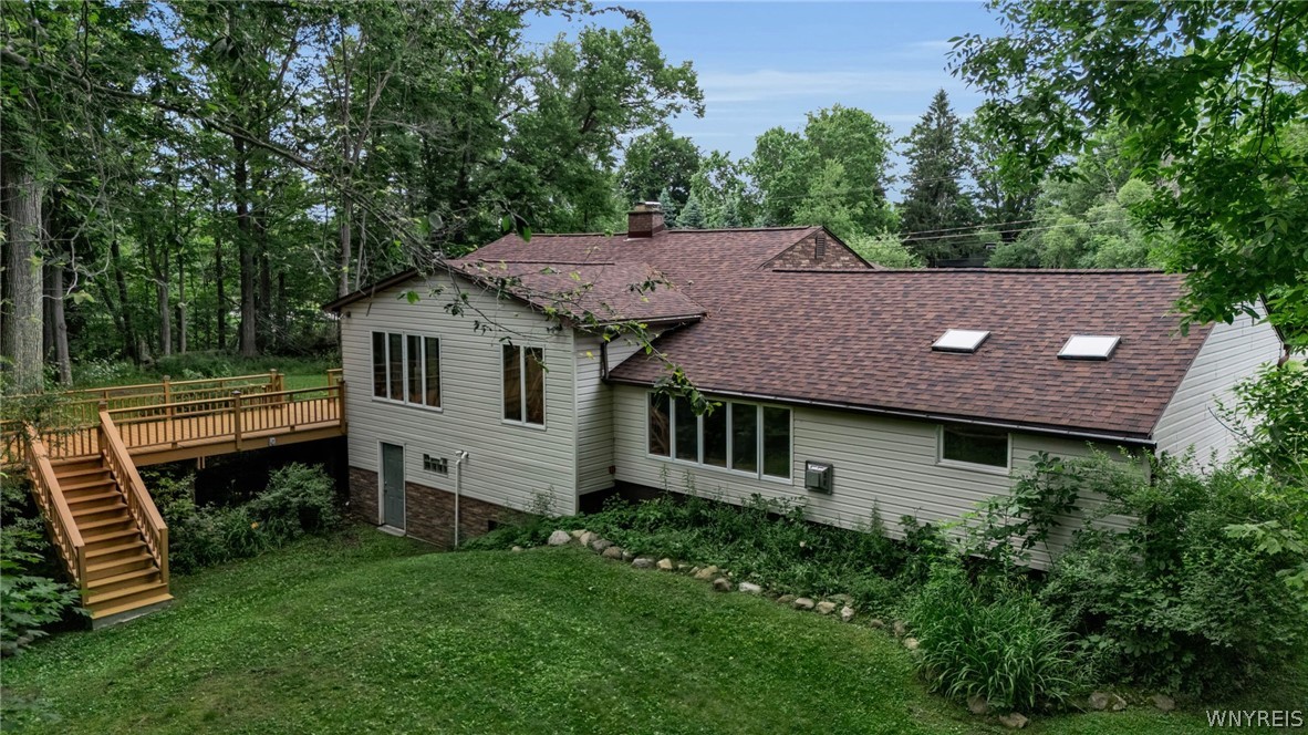 997 Sweet Road East Aurora, NY 14052 - Photo 2 of 50