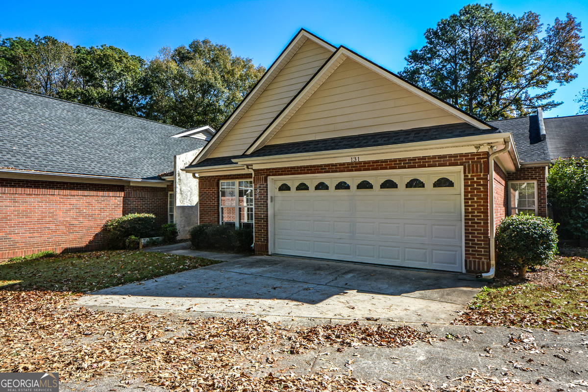 131 Greison Trail Newnan, GA 30263 - Photo 2 of 44