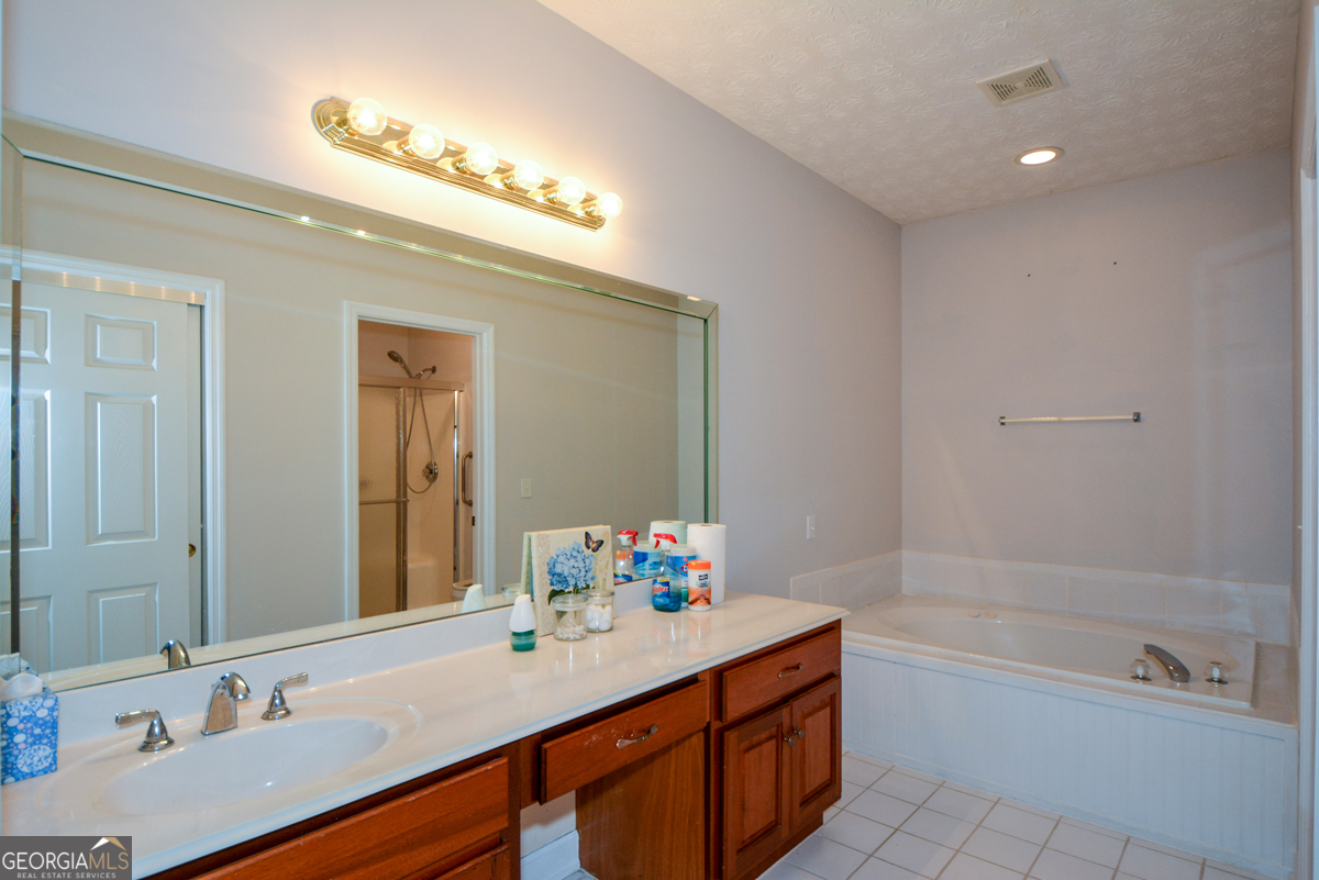 131 Greison Trail Newnan, GA 30263 - Photo 26 of 44