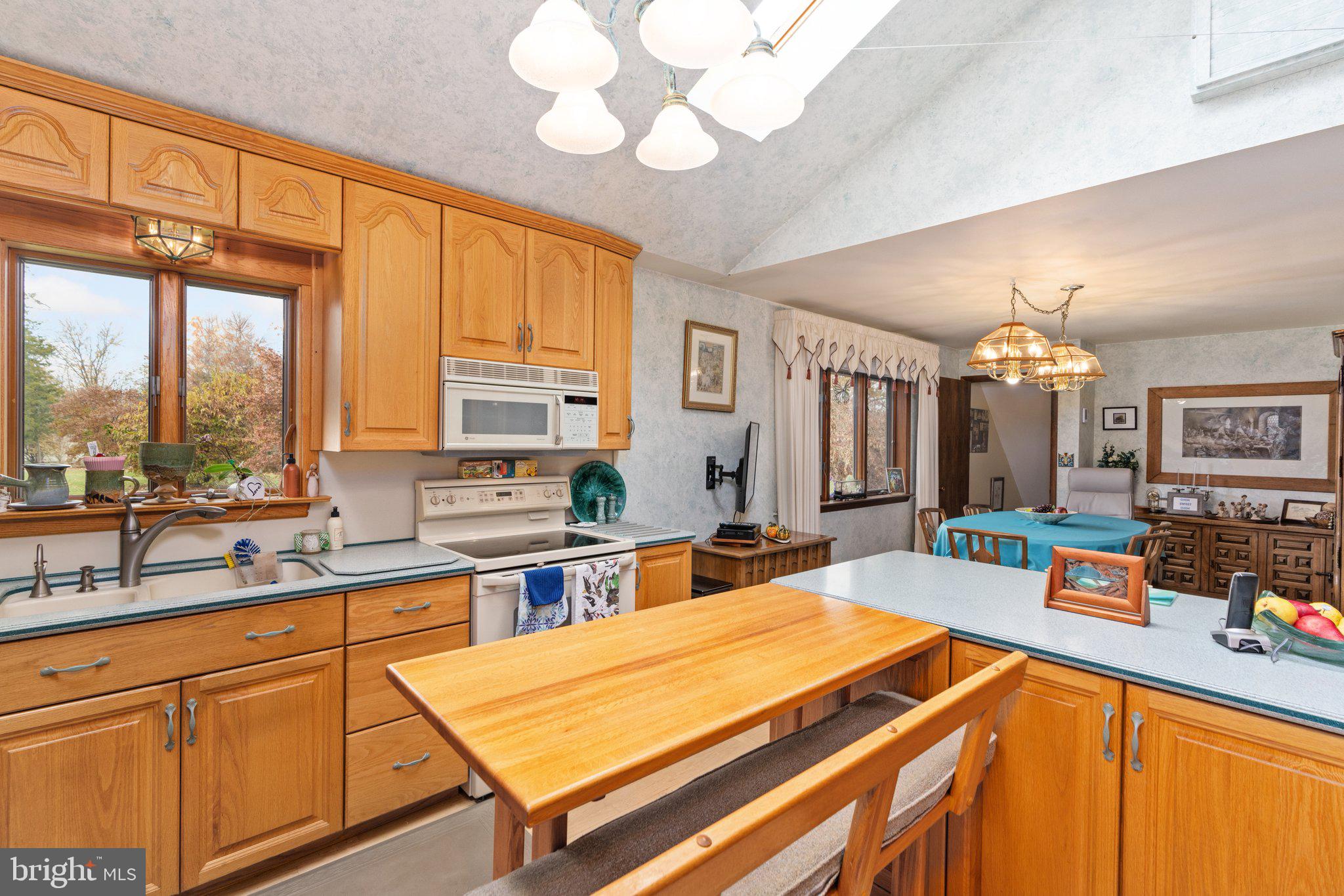 164 Schoolhouse Road Pottstown, PA 19465 - Photo 36 of 52 Gallery Image 36