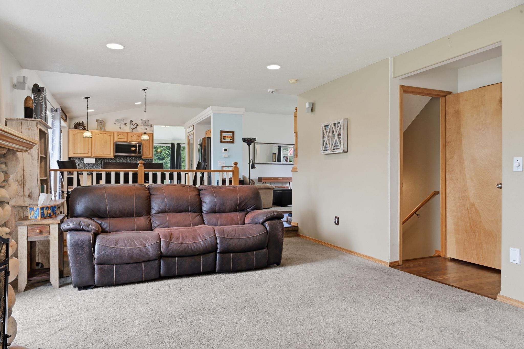 3615 South Sunderland Road Spokane, WA 99206 - Photo 3 of 44