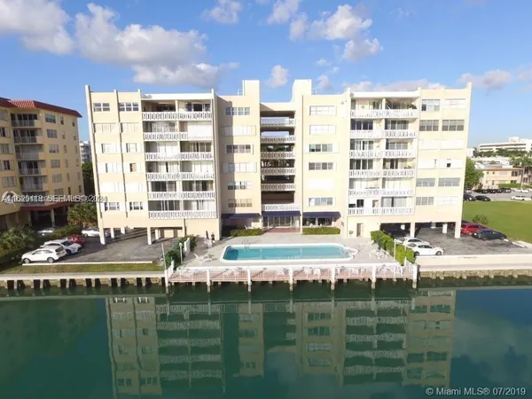 $3,400 | 9381 East Bay Harbor Drive, Unit 302S, Bay Harbor Islands, FL 33154
