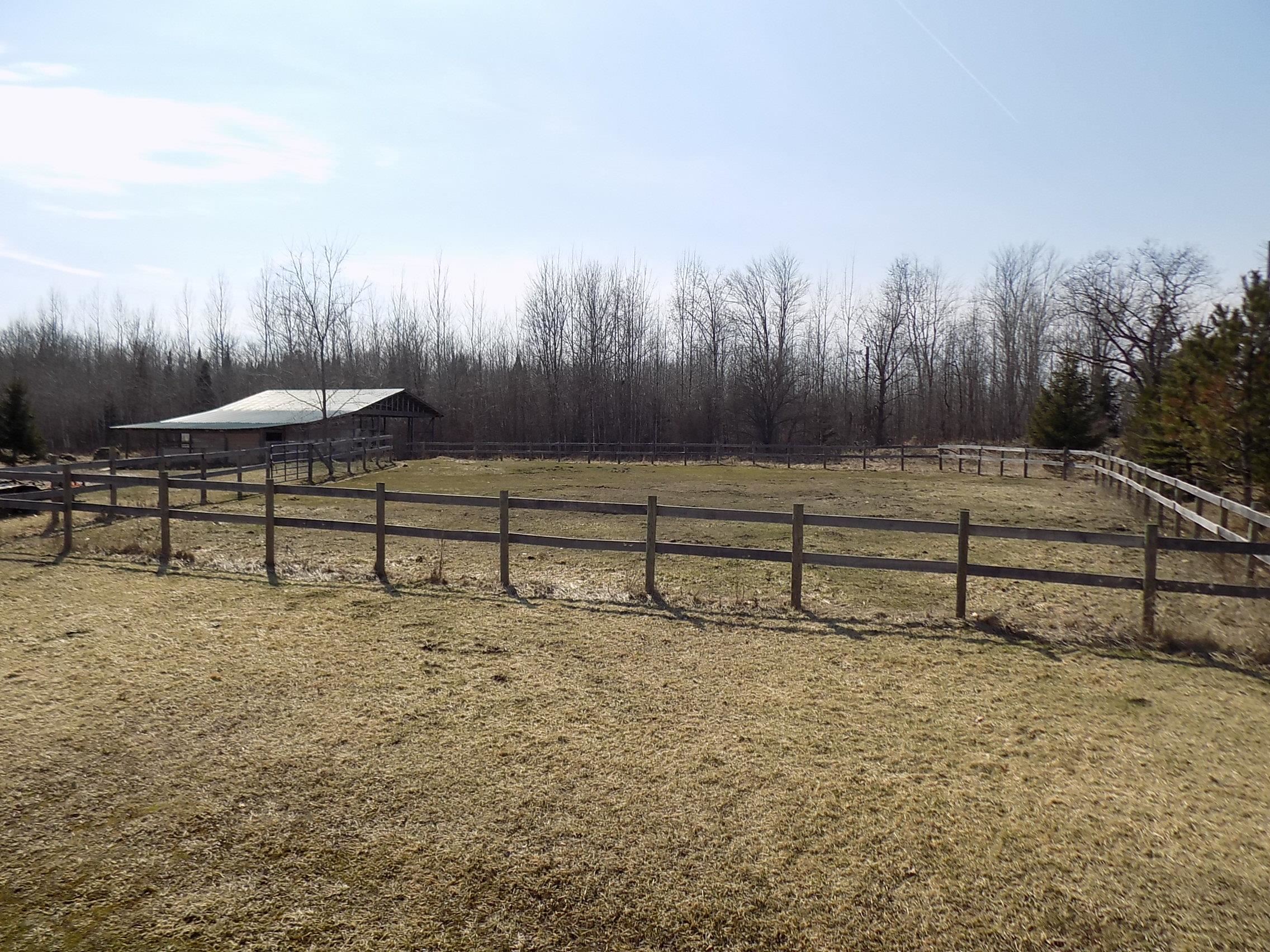 4865 Schmidt Road Gladwin, MI 48624 - Photo 5 of 38