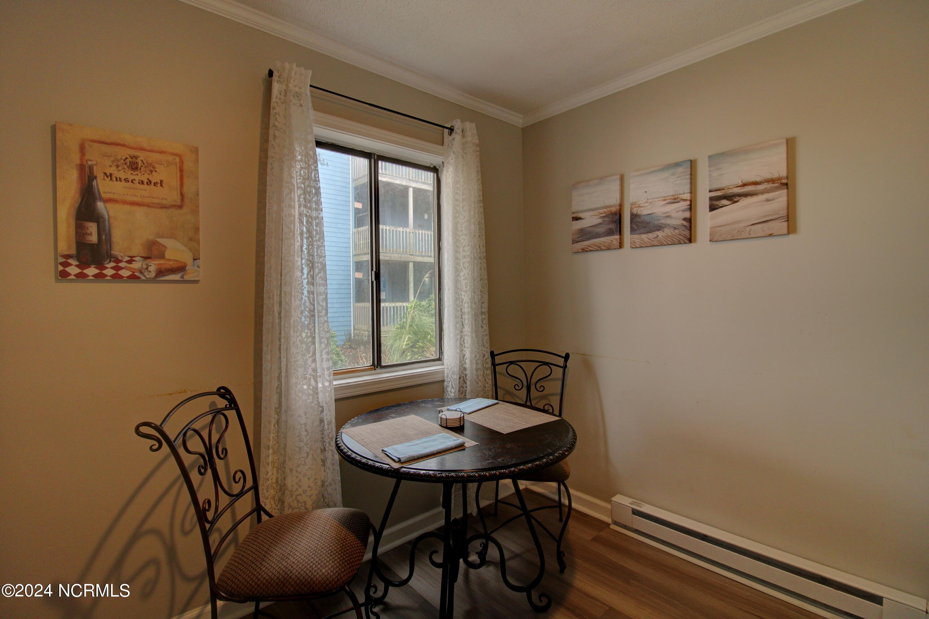 2240 New River Inlet Road, Unit 130 North Topsail Beach, NC 28460 - Photo 14 of 25 Dining