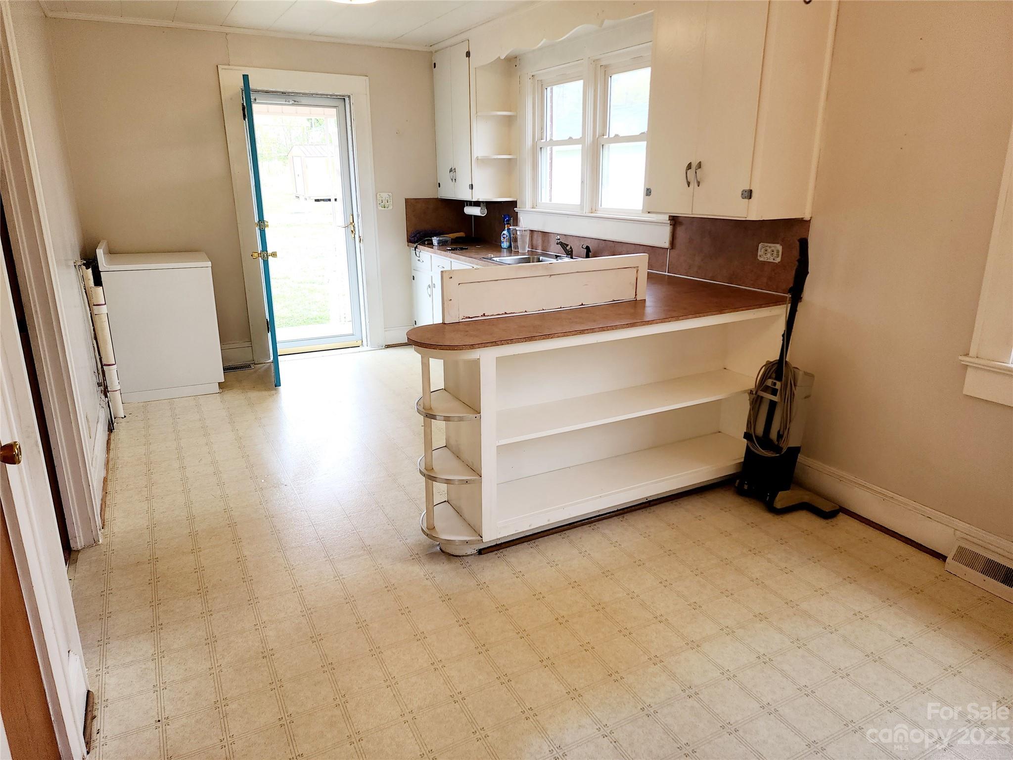 107 Whitley Road Morganton, NC 28655 - Photo 15 of 30 Gallery Image 15