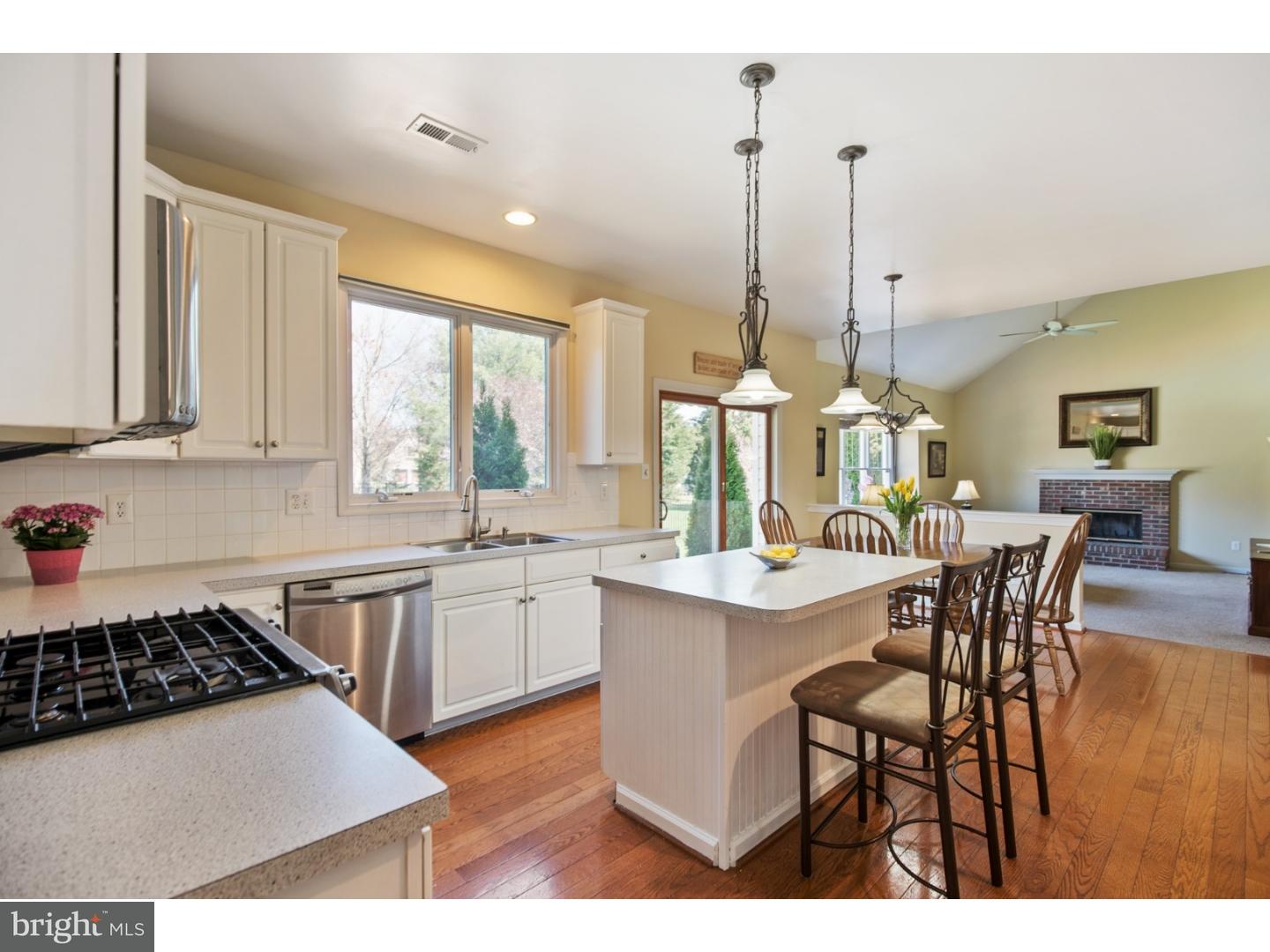 36 Brooks Road Moorestown, NJ 08057 - Photo 5 of 22