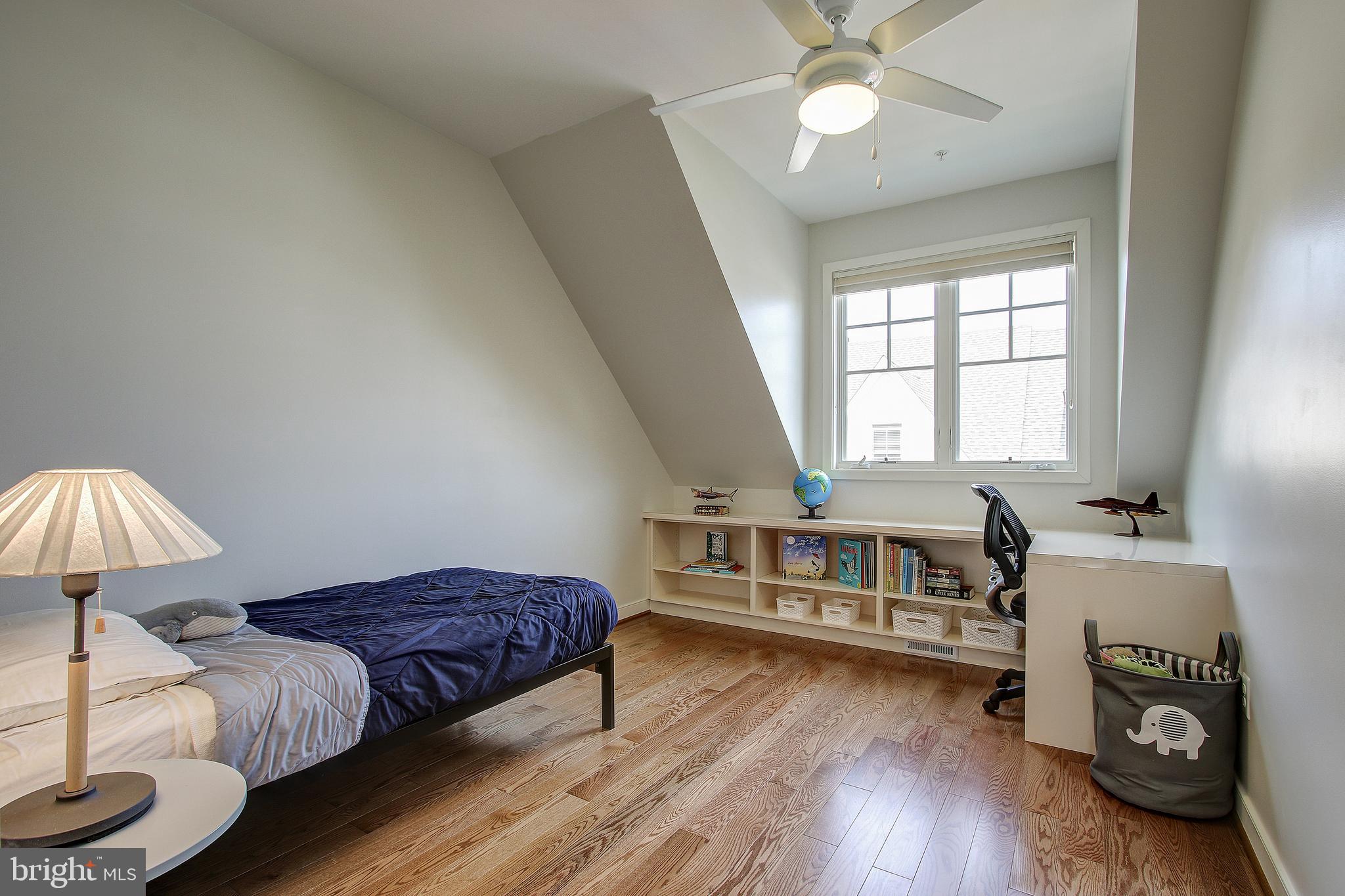 44 Ellsworth Heights Street Silver Spring, MD 20910 - Photo 35 of 42 Guest bedroom #1 with built-in bookshelves & desk