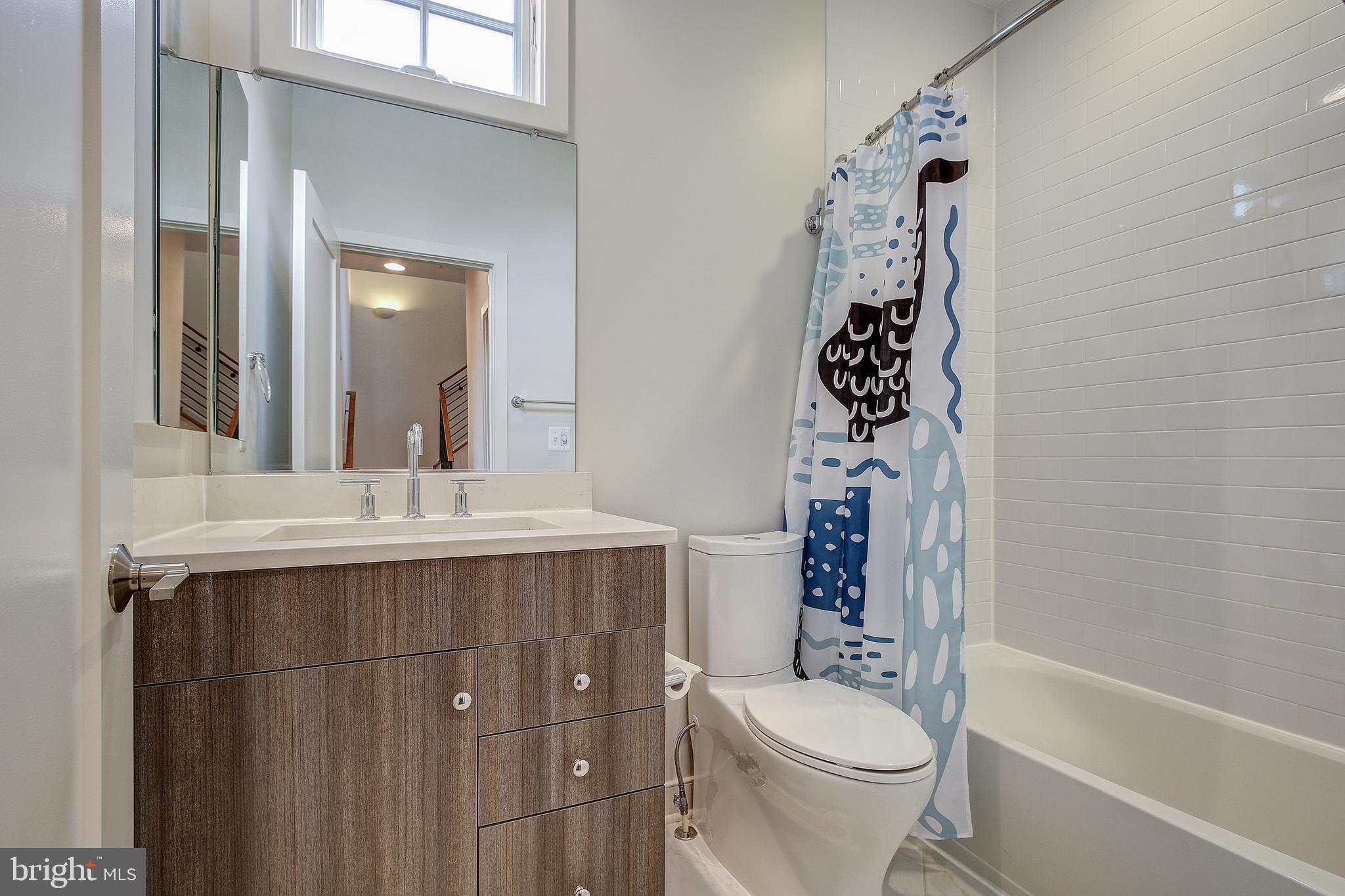 44 Ellsworth Heights Street Silver Spring, MD 20910 - Photo 37 of 42 Guest full bath